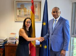 Julito Fulcar, sostiene encuentros con funcionarios de alto nivel del congreso y el gobierno español