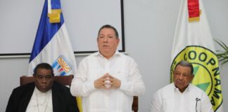 COOPNAMA y UCADE firman acuerdo interinstitucional