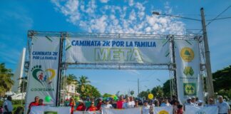 Coopsema y Fencoopsegud realizan exitosa caminata por a familia